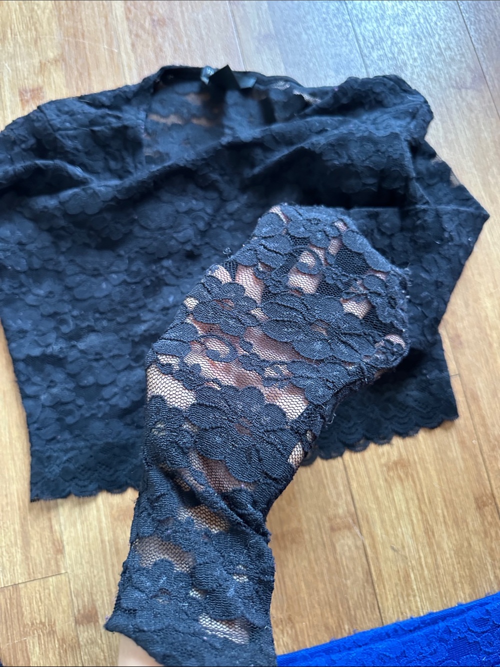 Forever 21 Blue Lace Mini Skirt and Black crop top- Small - Picture 3 of 7